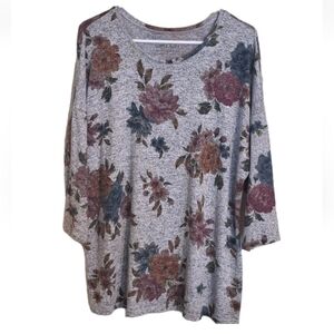 Torrid Super Soft Plush Knit Tunic Or Top Shirt Grey Red Floral Plus Size 1